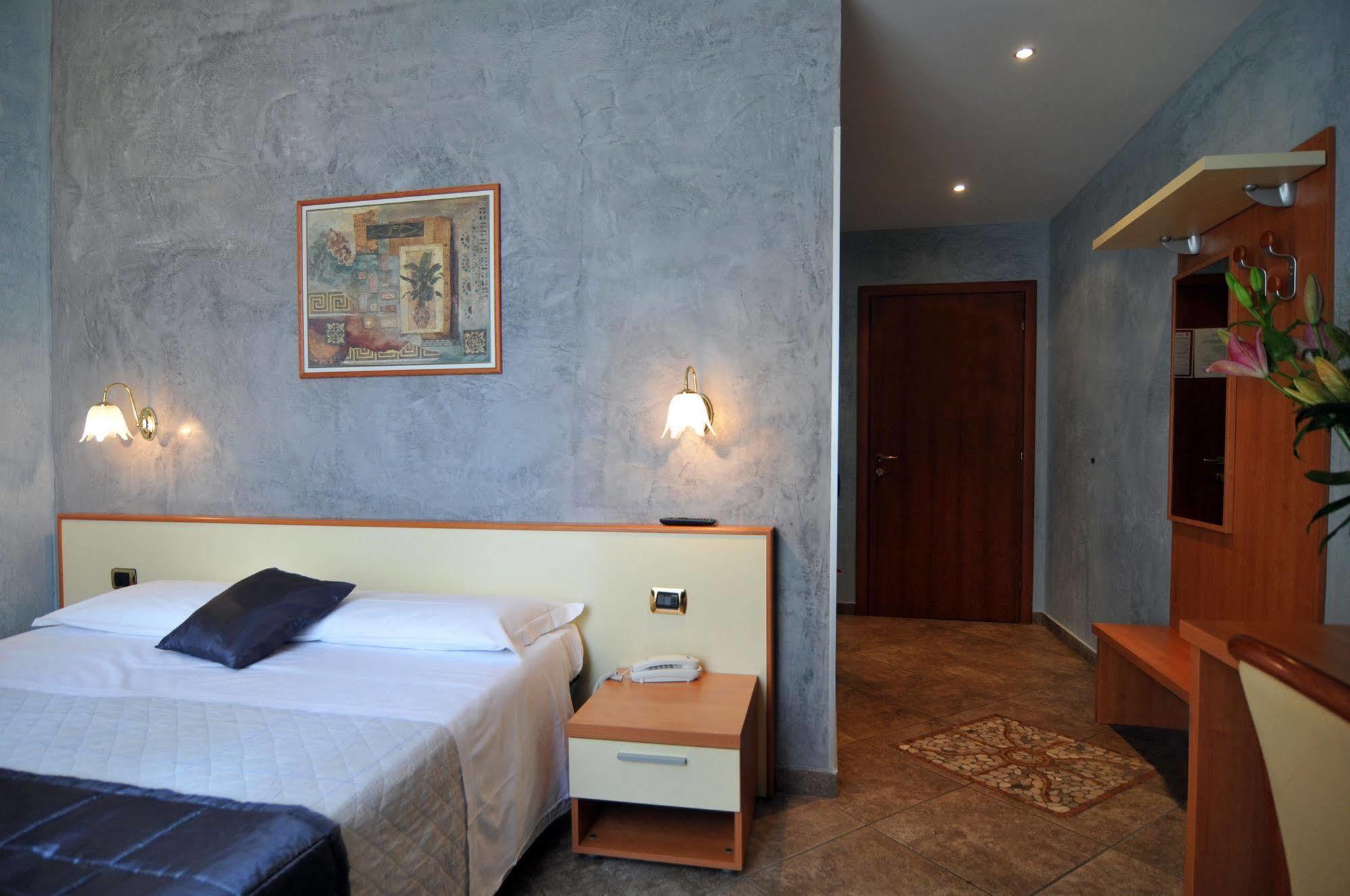 Hotel Angelica Florencia Exterior foto